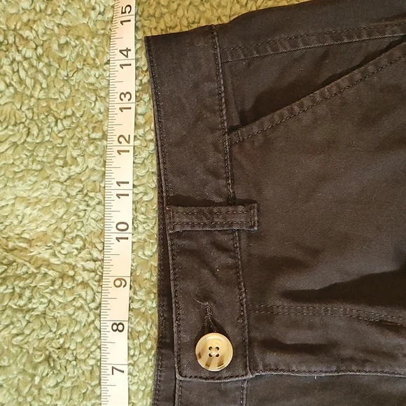 ● Junior's Black Shorts - Picture 6 of 6